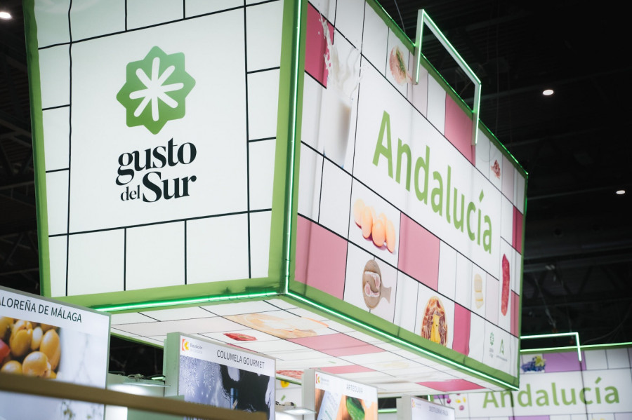 Stand Gusto del Sur oleo080125